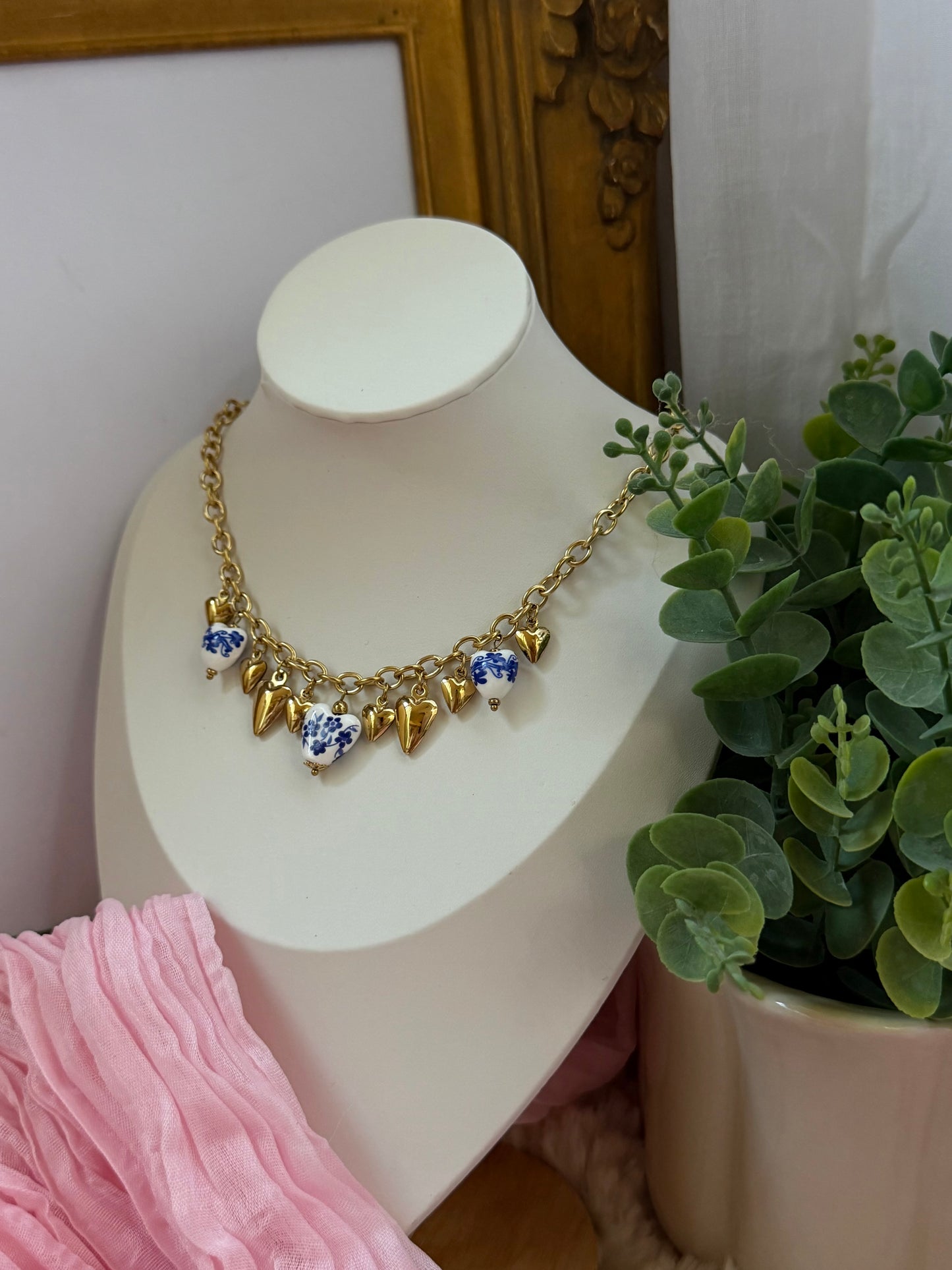 Collier Mathis