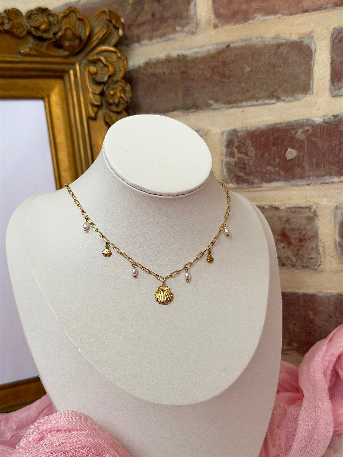 Collier Lila