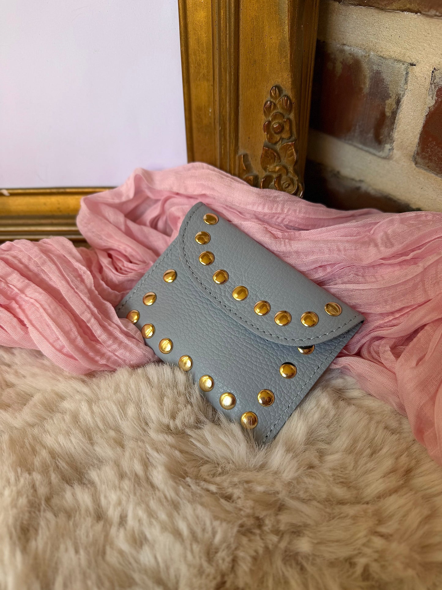 Petite pochette à clous