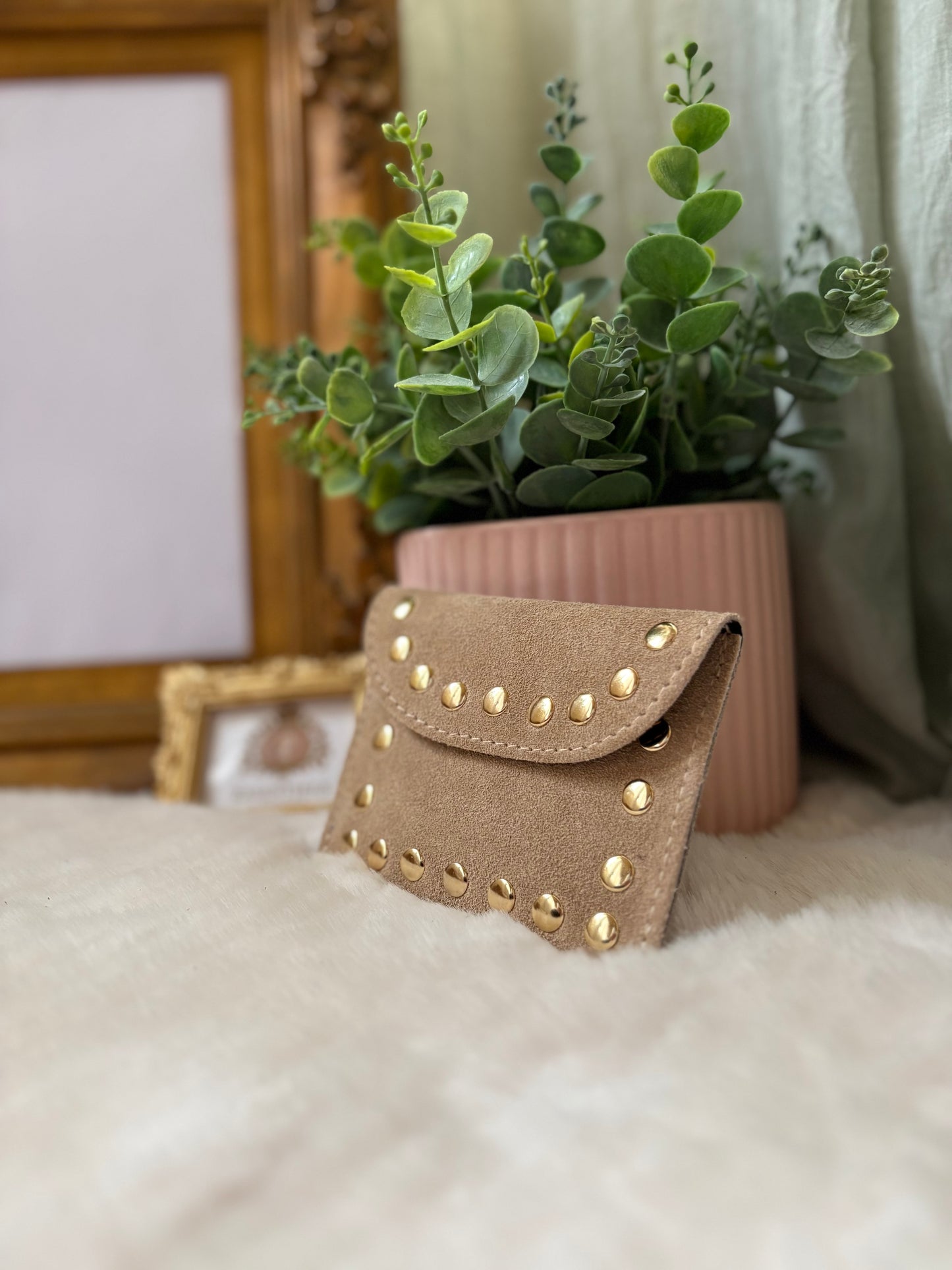 Petite pochette à clous